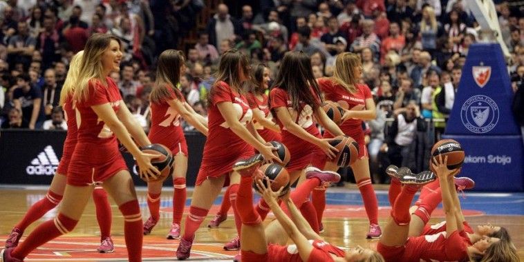 Red Passion, Crvena zvezda
