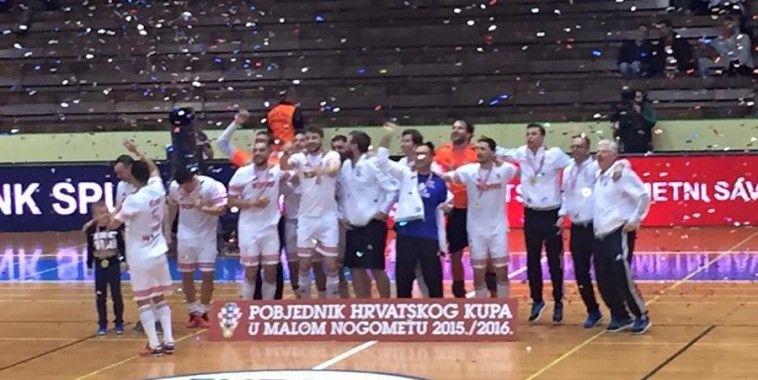 Split Tommy, Kup, Nacional FC