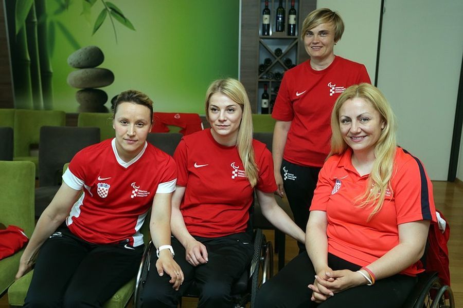 HPO, Radionica za novinare, Stolnotenisačice