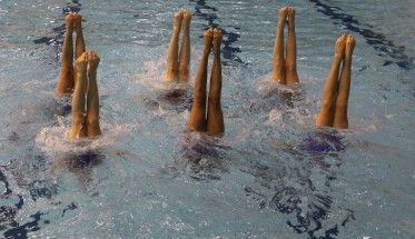 Sinkronizirano plivanje, Facebook