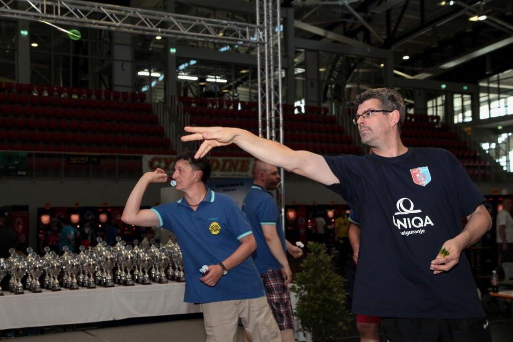 Split Londra, pikado, Danijel Ivezic