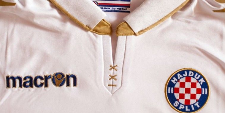 Hajduk, dres (8)