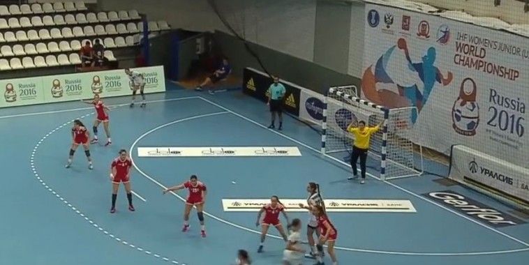 Juniorke, Rusija