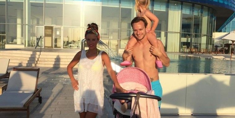 Rakitić, Instagram