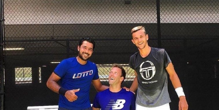 Mate Pavić, Instagram