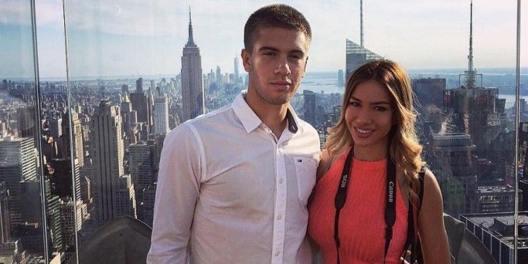 Ćorić, Instagram
