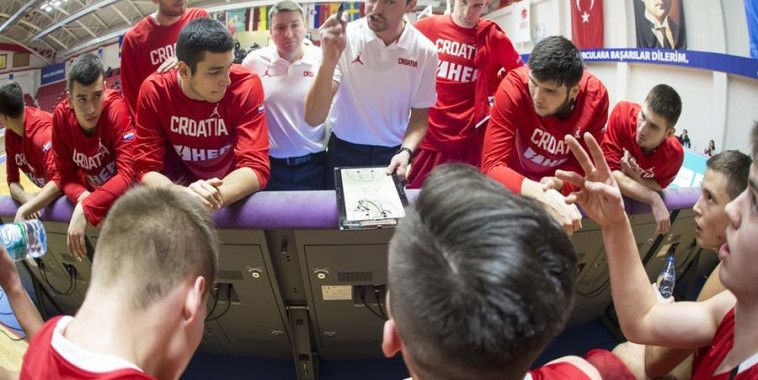 Mance, U18, Foto FIBA,com