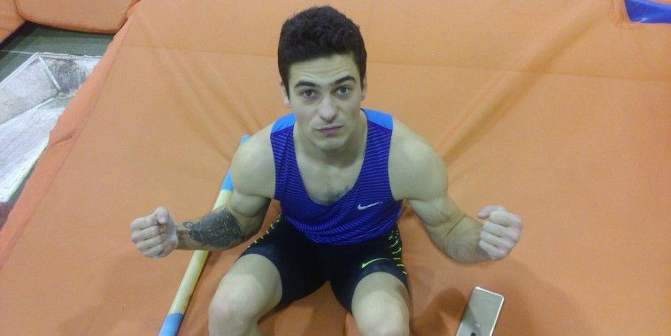 Ivan Horvat, Facebook