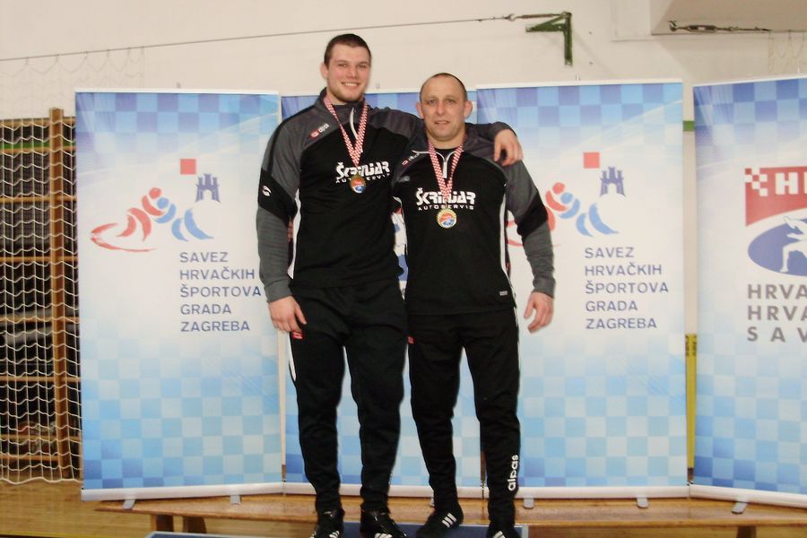 Kadečka, Stjepan Lavrić, HK Petrinja