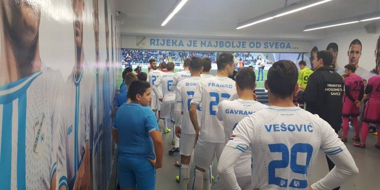 Rijeka - Lokomotiva, Facebook