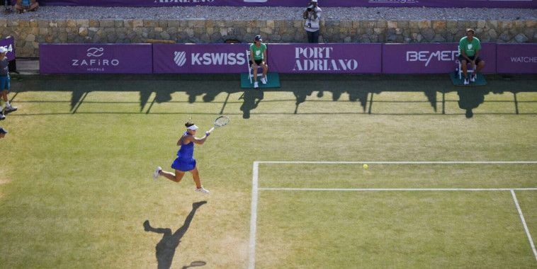 Konjuh, Mallorca, Twitter