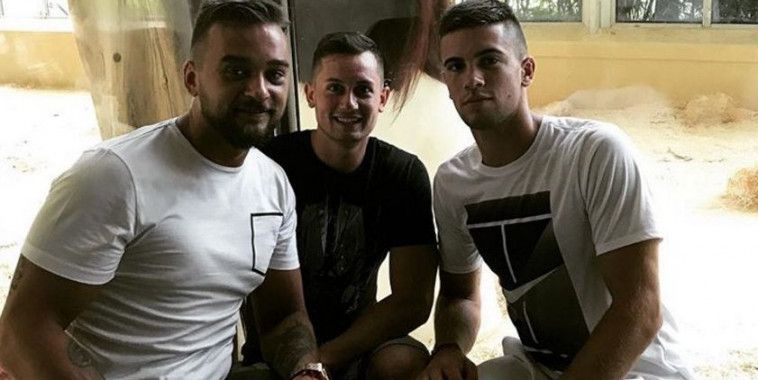 Borna, INstagram