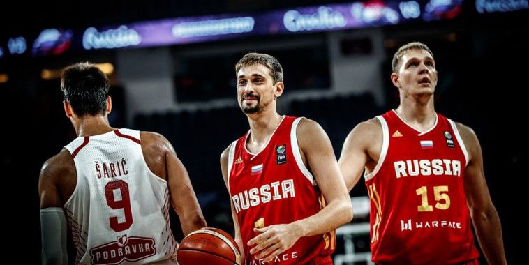 Šved, Šarić, Foto FIBA