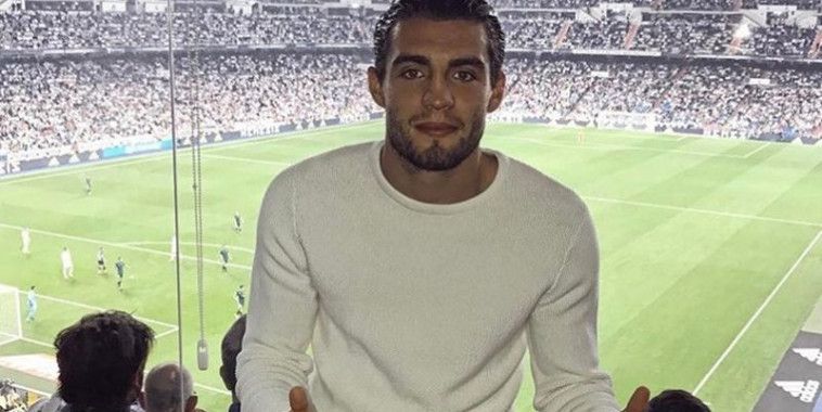 Kovačić, Instagram