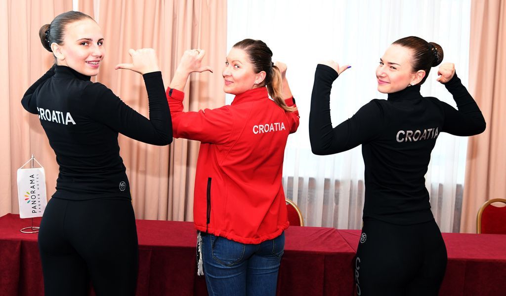Kapetanica Sara Gašpar, trenerica Ozana Miljković i Lorena Ćurković