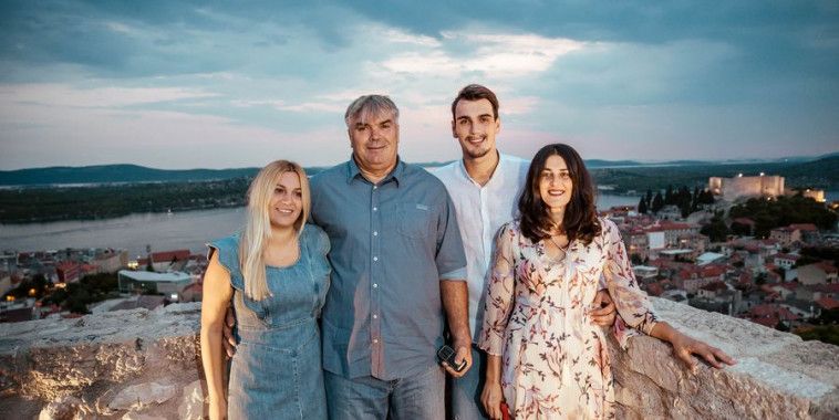 Uvik isto, Šarić, Tomislav Može (3)