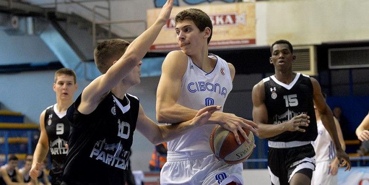 Roko Prkačin, Cibona, Foto KK Zadar, Zvonko Kucelin